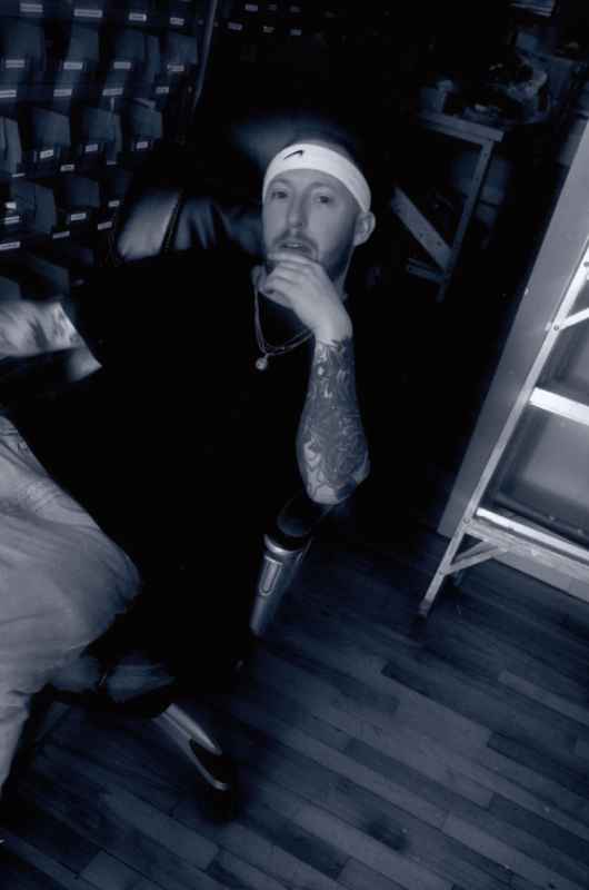 LaryKidd_530x800